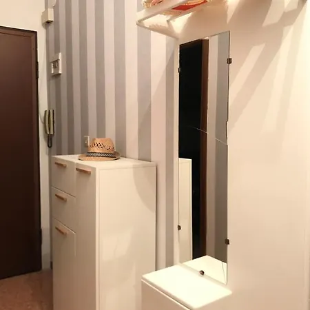 Madeleine Apartment *